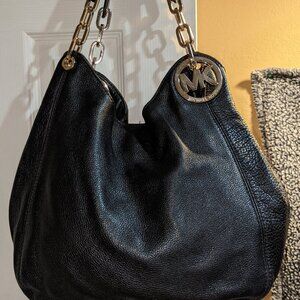 MICHAEL KORS FULTON SHOULDER HANDBAG BLACK LEATHER GOLD HARDWARE